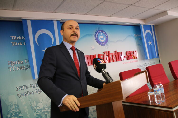 Irak Türkmen Eğitimcilere Yönelik Düzenlediğimiz Kursun Sertifika Töreni Yapıldı.