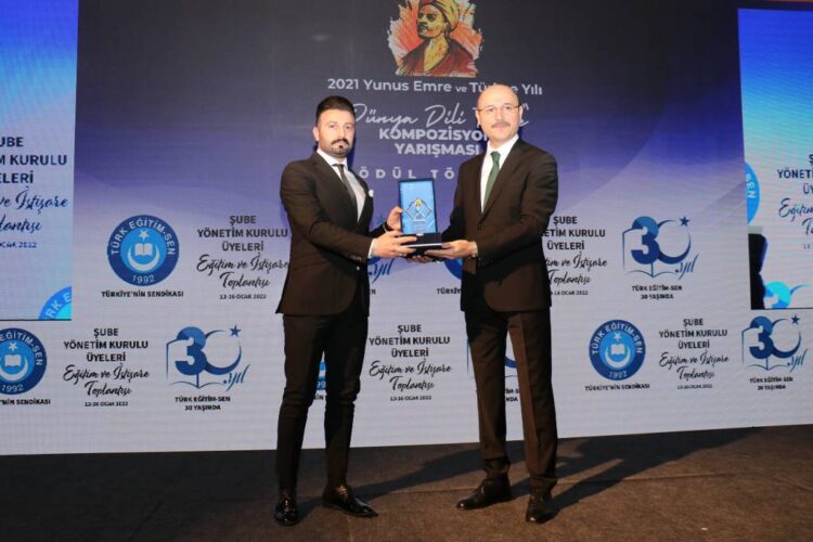 “Dünya Dili Türkçe” Kompozisyon Yarışmasının Ödülleri Takdim Edildi.