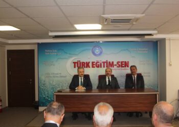 Türk Eğitim-Sen`in Türkmen Eğitimcilere Yönelik Düzenlediği Kurs Başladı.