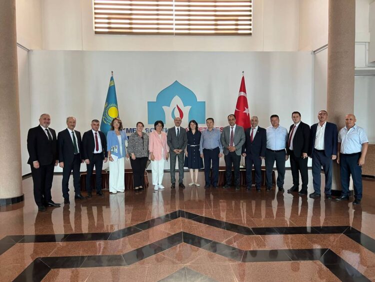 Uluslararası Avrasya Eğitim Sendikaları Birliği (UAESEB) 15. Temsilciler Kurulu Toplantısı Kazakistan’da Gerçekleştirildi.