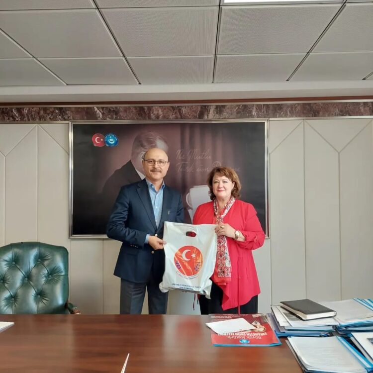 Romanya Türk Tatar Öğretmenler Derneği Başkan Vekili Vildan Bormambet Türk Eğitim-Sen Genel Merkezini Ziyaret Etti.