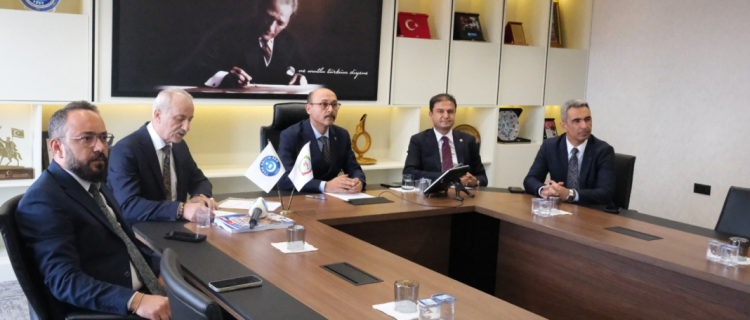 TÜRKMENELİ ESAS OKULLARINDA GÖREV YAPAN ÖĞRETMENLERE YÖNELİK “SOSYO-KÜLTÜREL AİDİYET, AİLE KATILIMI VE KAPSAYICI REHBERLİK EĞİTİMİ SERTİFİKA PROGRAMI”NIN AÇILIŞI GERÇEKLEŞTİRİLDİ